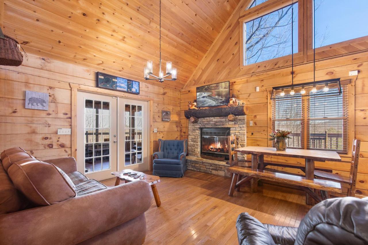 Huckleberry Ridge Villa Pigeon Forge Exterior photo