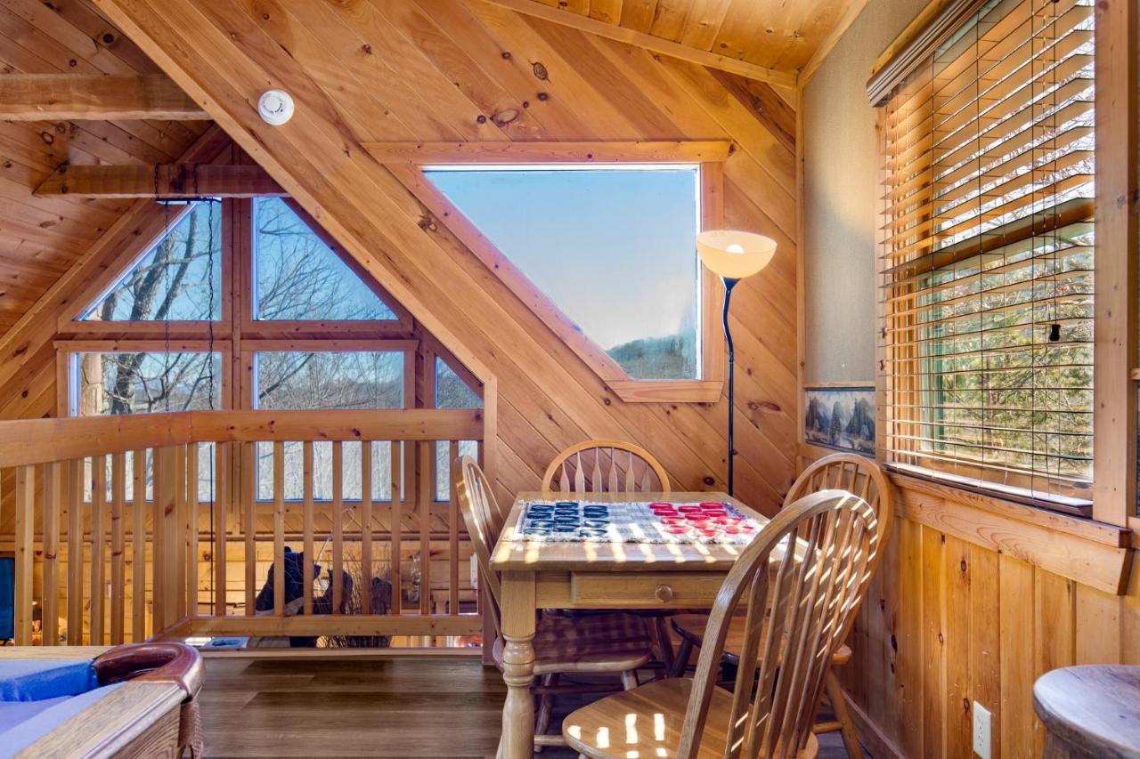 Huckleberry Ridge Villa Pigeon Forge Exterior photo